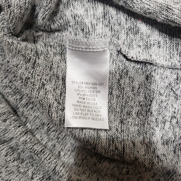 Socialite Crystal Gray Sweatshirt Size M - Picture 7 of 10